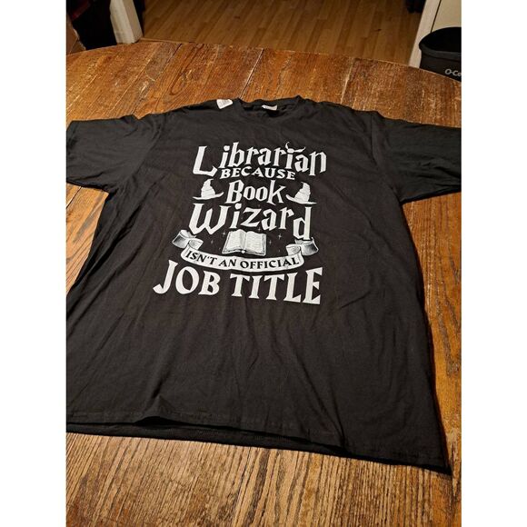 New Librarian Book Wizard Tee 2XL Black White Port & Company Shirt Unisex - Picture 1 of 3